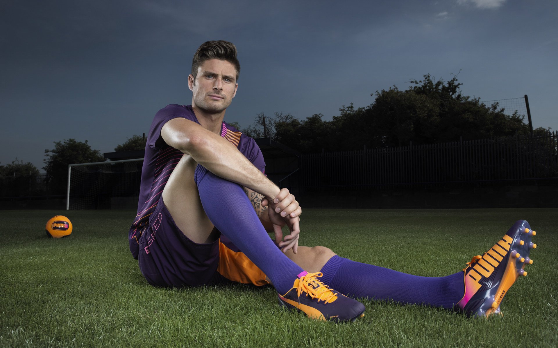 曼联后场出球成功率显著提高，曼联后腰目标