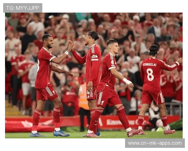 利物浦追梅西式纹：百年追梦的艺术与荣耀