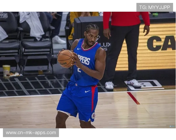 卡斯尔连续两场破生涯纪录！未来全明星？，卡斯现身